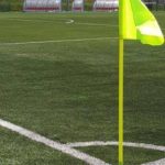 Set 4 pali calcio snodati con bussole, bandierine, clips