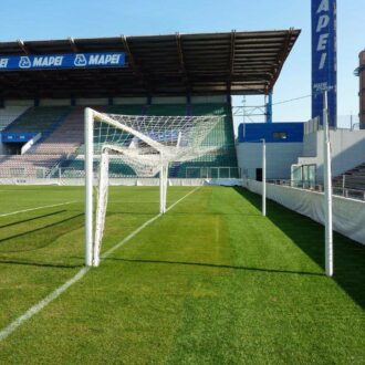 Protezione per n° 1 palo reggirete distanziato per porte calcio art. 1001FC