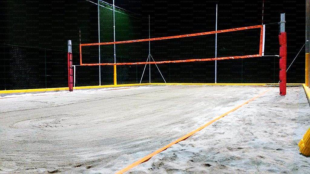 5525 Protezioni pali pallavolo e beach volley da esterno, coppia - immagine 1
