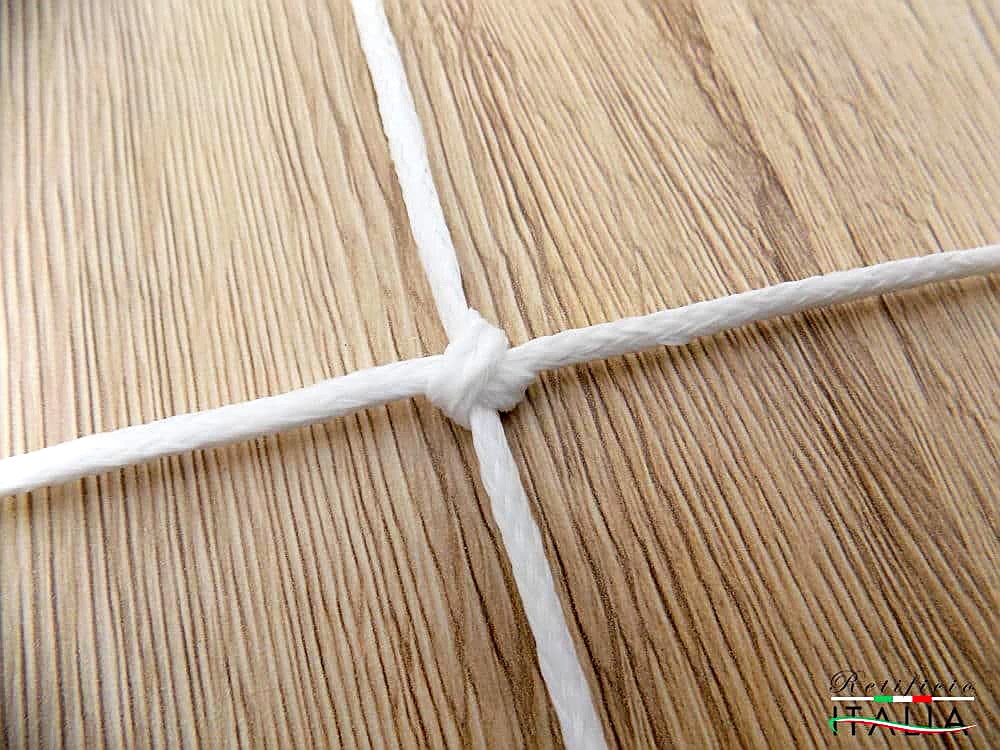 C402 Rete protezione calcio bianca Ø 3,2 mm, maglia 10 cm - immagine 1