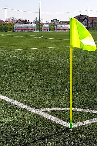 pali d’angolo snodati Set 4 pali calcio d'angolo snodati con bussole e bandierine - immagine 1